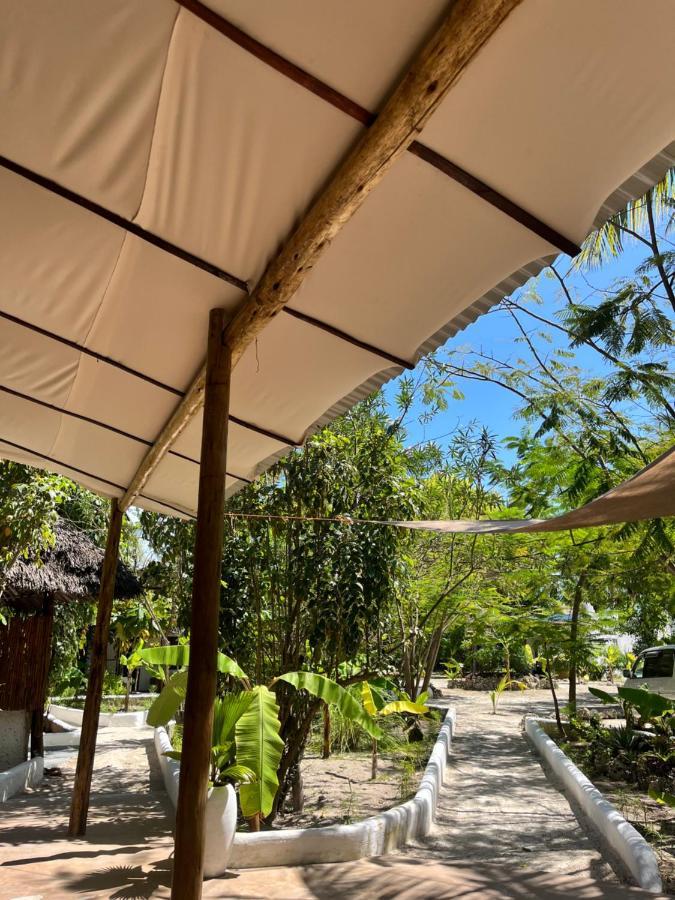 Karanga Bungalows Michamvi Kae Exterior photo